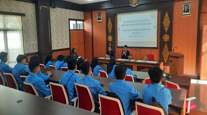  Penerimaan Mahasiswa Magang dari Universitas Islam Negeri Sultan Syarif Kasim Riau pada Pengadilan Negeri Bangkinang Kelas IB